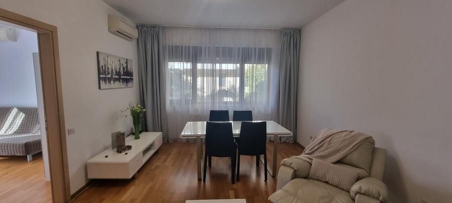 Apartament cu 3 camere decomandat în Herăstrău