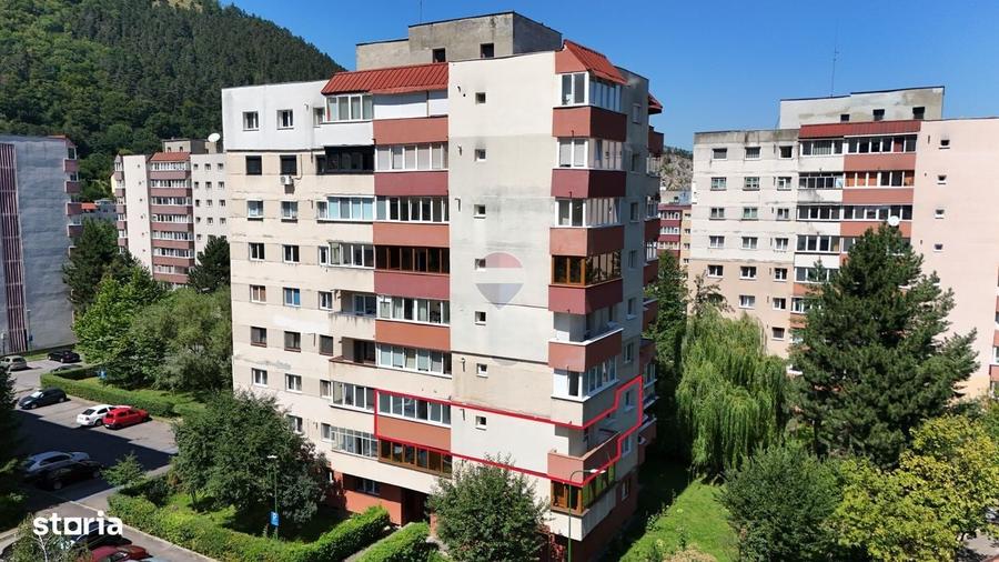 Apartament cu 4 camere în Răcădău