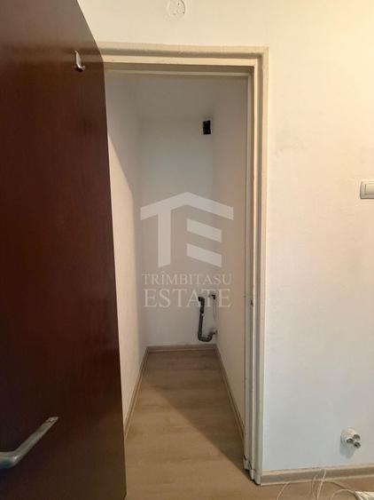 Apartament cu 2 camere decomandat în Titan