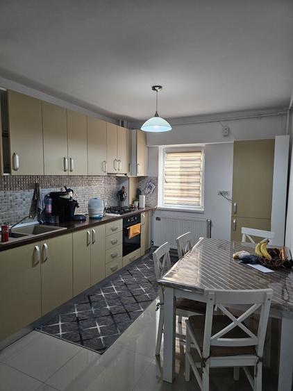 Apartament cu 2 camere decomandat în Malul Mureșului