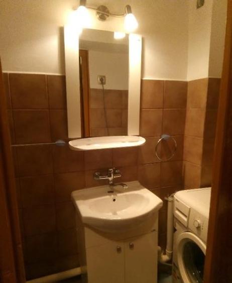 Apartament cu 3 camere decomandat, mobilat în 1 Mai