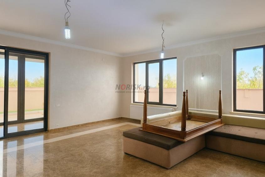 Casă individuală cu 8 camere cu Piscina în Snagov
