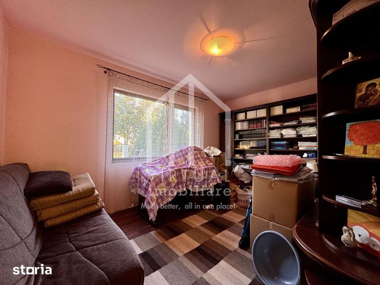 Casă cu 6 camere cu Teren 500 Mp în Central
