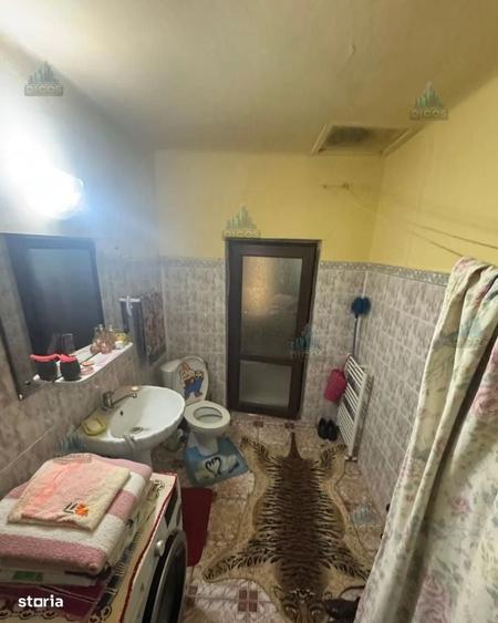 Casă cu 3 camere în Uiești