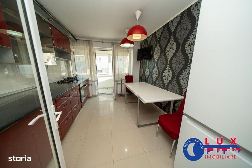 Apartament cu 3 camere decomandat în Babadag
