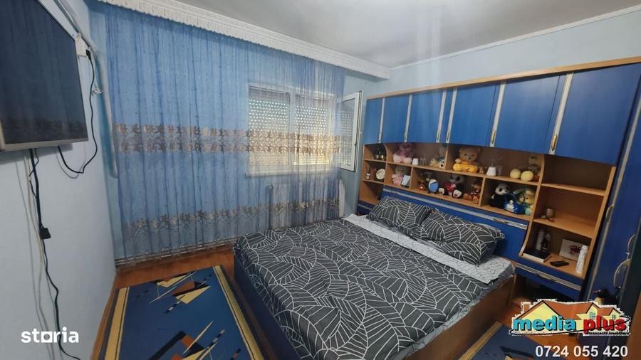 Apartament cu 2 camere decomandat în Sârbi