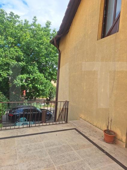 Casă individuală cu 7 camere cu Canalizare în Lugoj