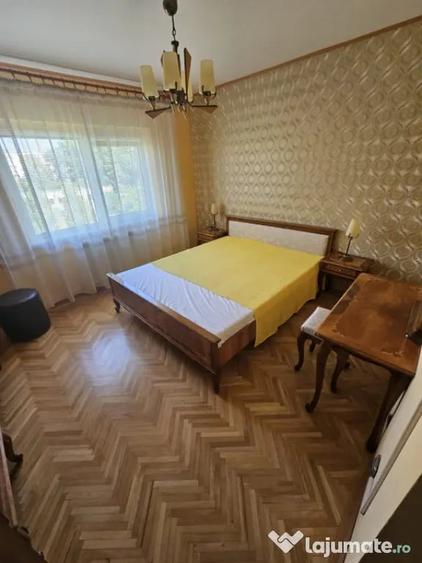 Apartament cu 4 camere decomandat, mobilat în Brazda lui Novac