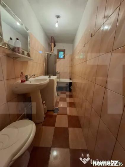 Casă cu 3 camere cu Teren 1335 Mp în Central