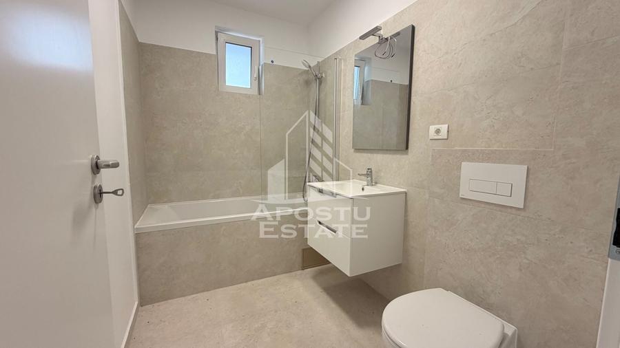 Apartament cu 3 camere semidecomandat în Braytim