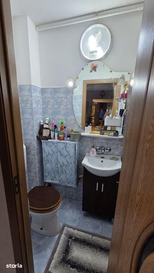 Apartament cu 3 camere semidecomandat în Tudor Vladimirescu