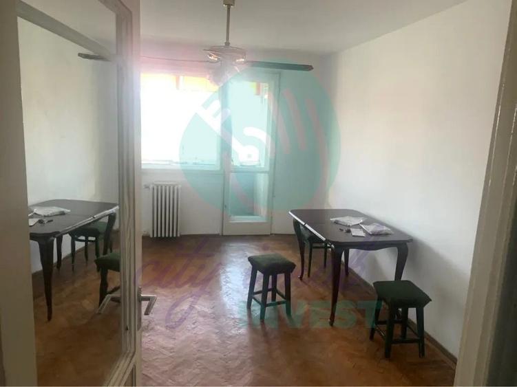 Apartament cu 2 camere semidecomandat în Grivița