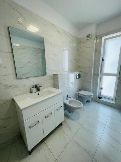 Apartament cu 2 camere nedecomandat în Florești