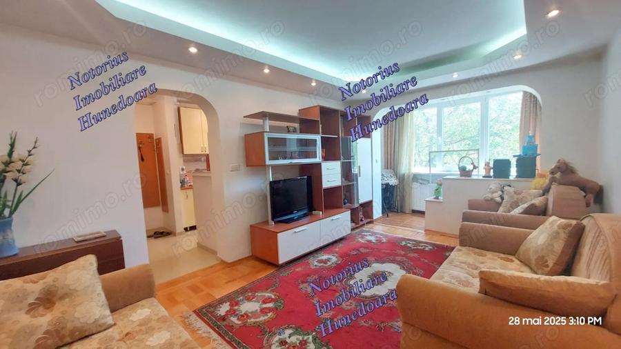 Apartament cu 2 camere semidecomandat în Central