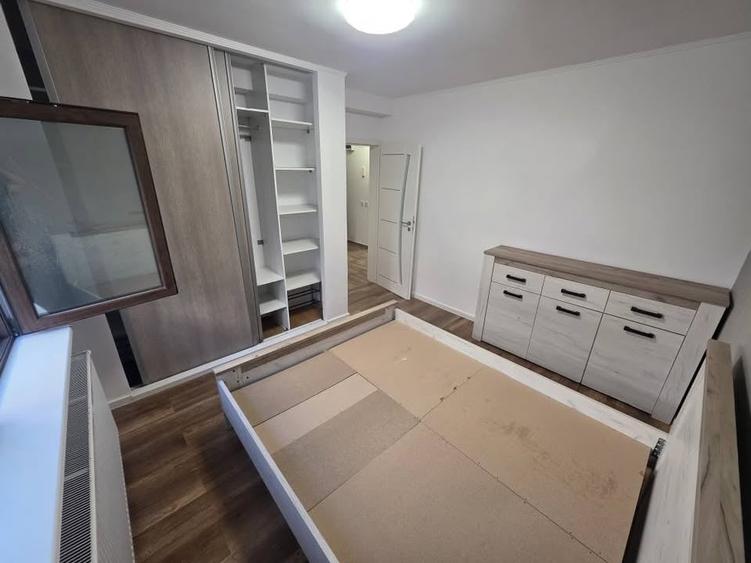 Apartament cu 2 camere decomandat, mobilat în Nicolina