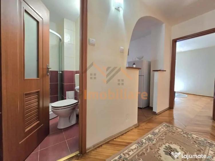 Apartament cu 3 camere decomandat în Decebal