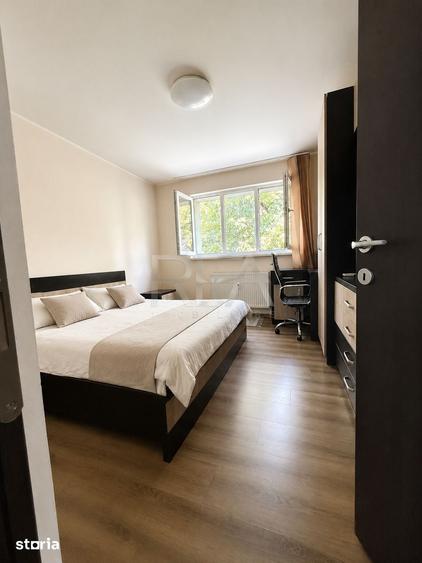 Apartament cu 4 camere semidecomandat în Drumul Taberei