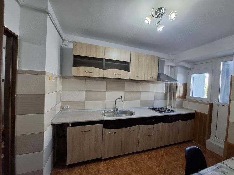 Apartament cu 2 camere decomandat în Exterior Vest