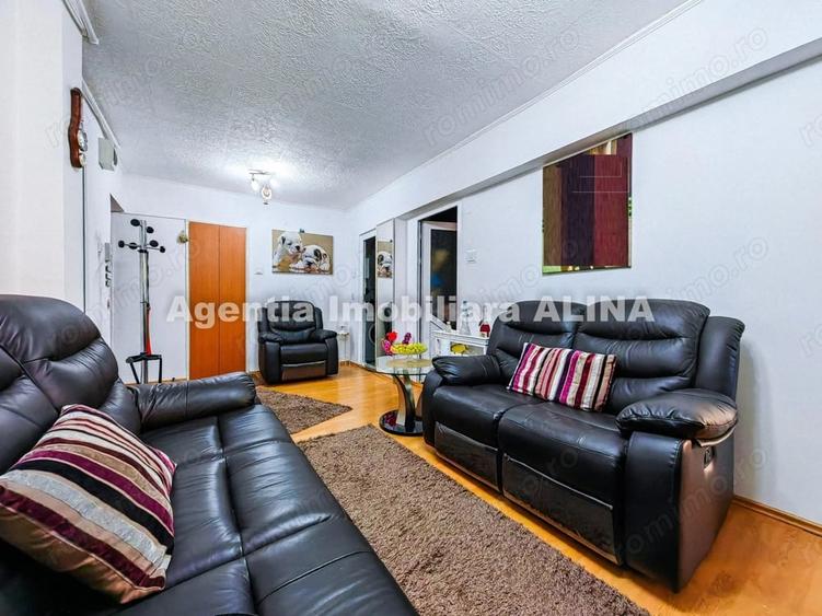 Apartament cu 2 camere decomandat în Decebal
