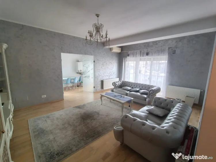 Apartament cu 3 camere semidecomandat, mobilat în Ultracentral