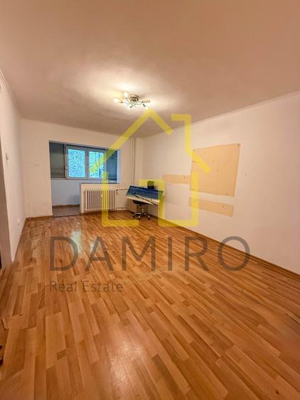Apartament cu 2 camere decomandat în Titan — fotografia 1
