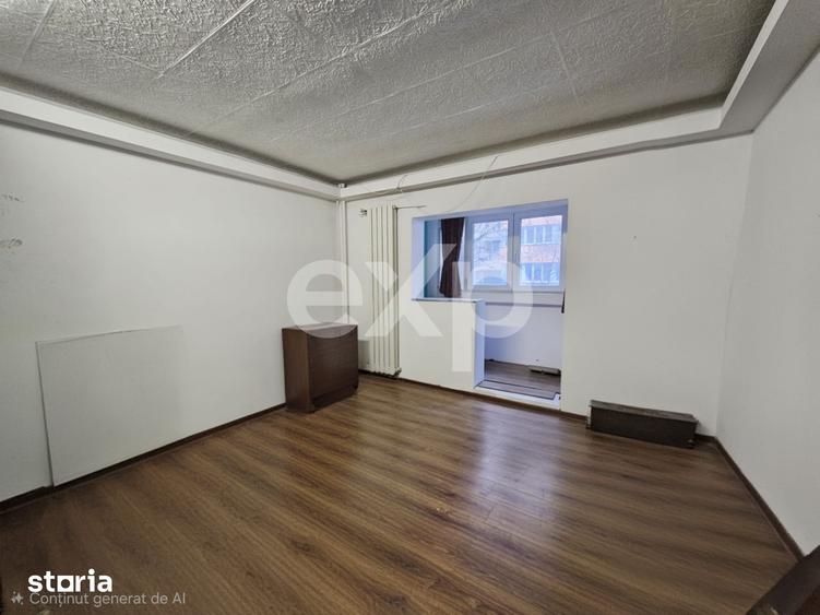 Apartament cu 4 camere decomandat în Vitan