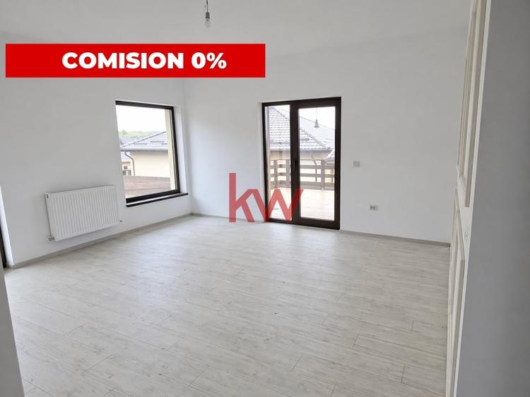 Casă individuală cu 3 camere cu Canalizare în Valea Lupului