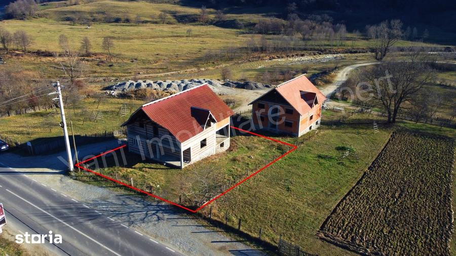 Casă cu 6 camere cu Teren 588 Mp în Corbeni