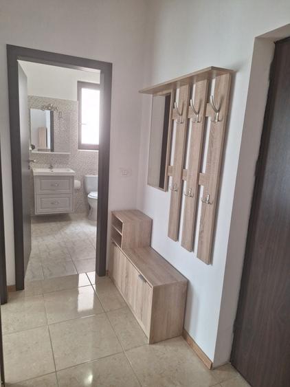 Apartament cu 2 camere decomandat în Giroc