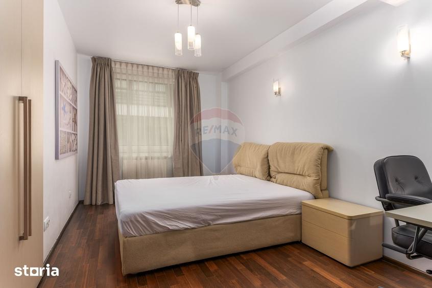 4 camere, semineu, piscina interioara, sauna. sala de sport, parcare - 8