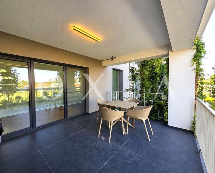 Apartament cu 2 camere semidecomandat în Aradului