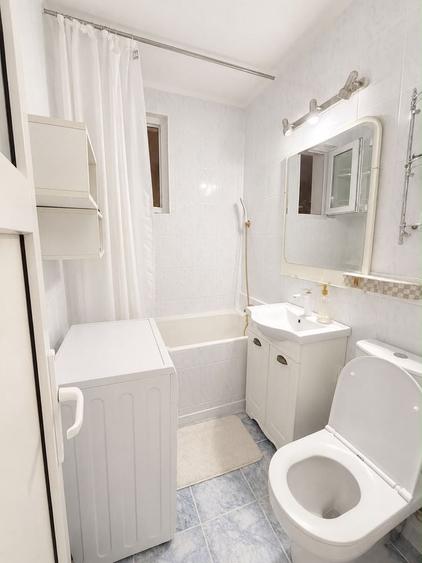 Apartament cu 2 camere semidecomandat în Dristor
