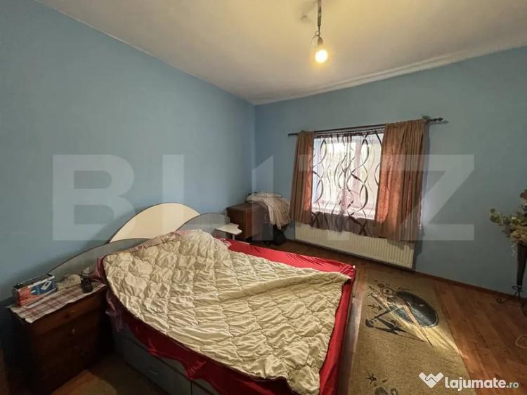 Casă cu 3 camere cu Teren 1100 Mp în Var