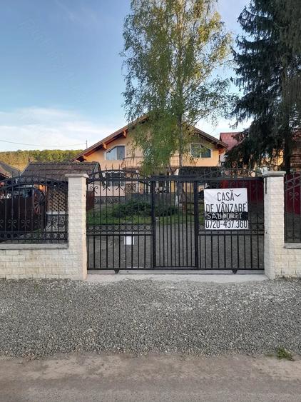 Casă cu Teren 470 Mp în Bărdești