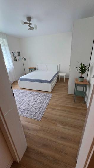Apartament cu 2 camere decomandat în Plopilor