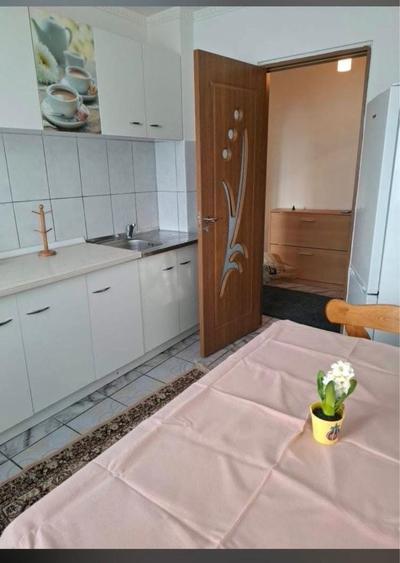 Apartament cu 2 camere semidecomandat în Dărmănești