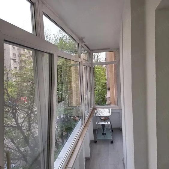 Apartament cu 2 camere decomandat în Timpuri Noi