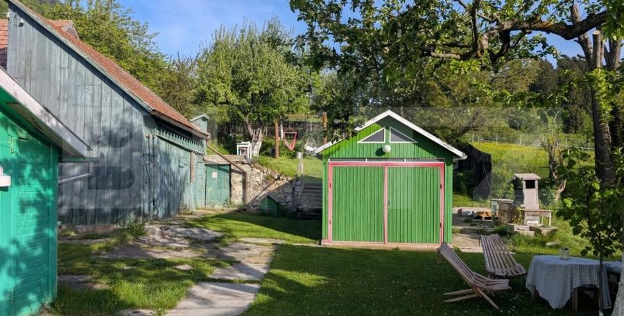 Casă individuală cu 3 camere cu Canalizare în Zărnești