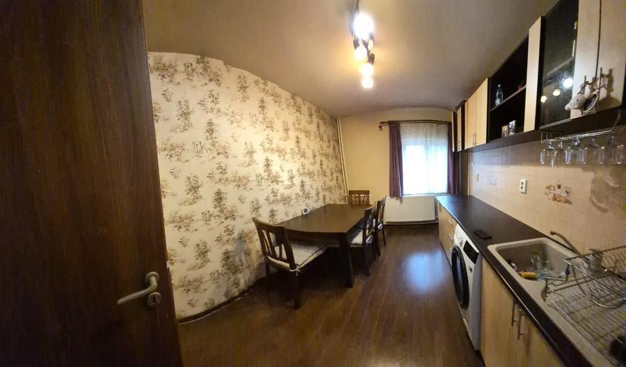 Apartament cu 3 camere, mobilat în Apusului