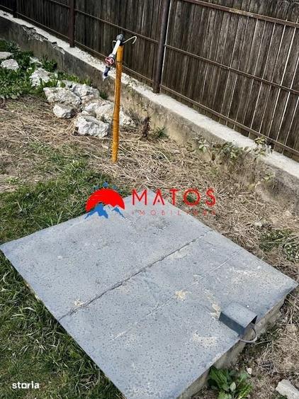 Casă cu 3 camere decomandat în Bobolia