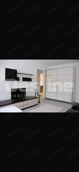 inchiriez apartament cu 3 camere - 2
