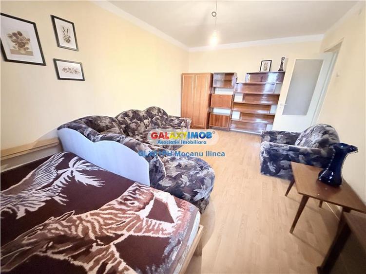 Apartament cu 4 camere decomandat, mobilat în Republicii