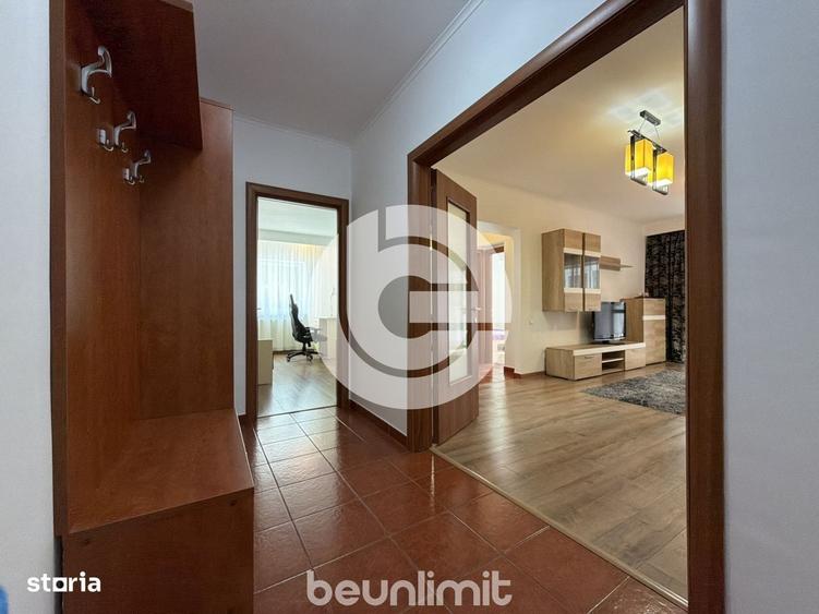 Apartament cu 3 camere decomandat în Central