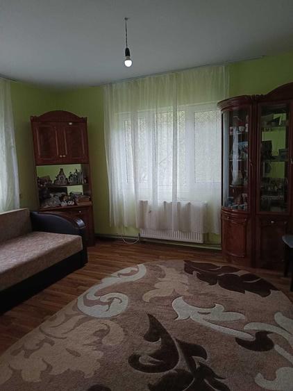 Casă cu 2 camere în Central