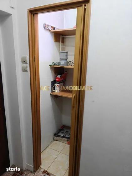 Apartament cu 2 camere, mobilat în Titan