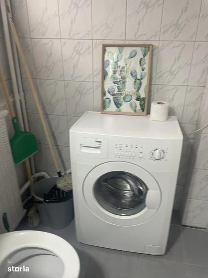 Apartament cu 2 camere semidecomandat, mobilat în Drumul Sării