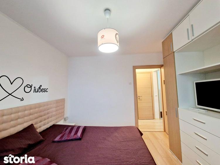Apartament cu 3 camere decomandat, mobilat în Central