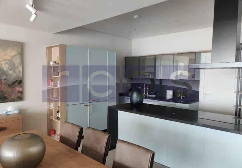 Apartament cu 5 camere decomandat, mobilat în Floreasca