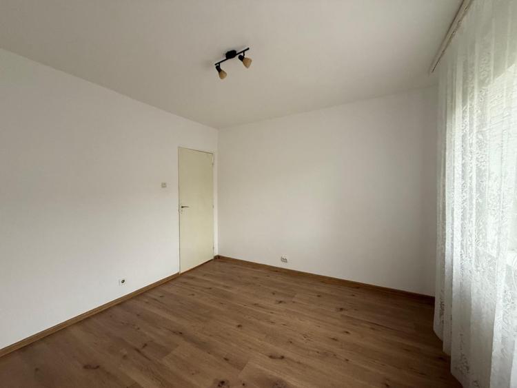 Apartament cu 2 camere decomandat în Lipovei