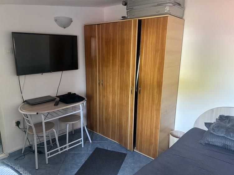 Apartament cu 2 camere semidecomandat în Progresul